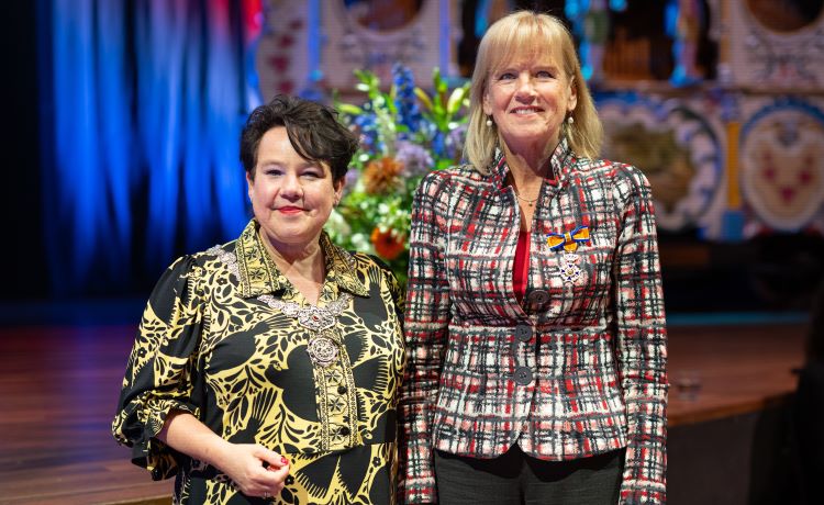foto-Doreth van den Heuvel en burgemeester van Utrecht Sharon Dijkstra